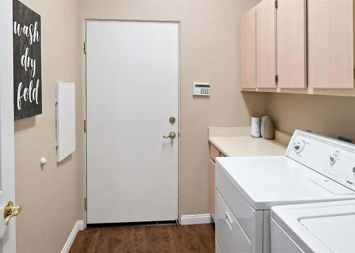 Family Friendly Townhome In Golf Community Sedona