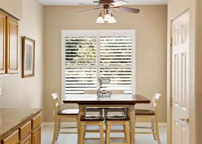 Family Friendly Townhome In Golf Community